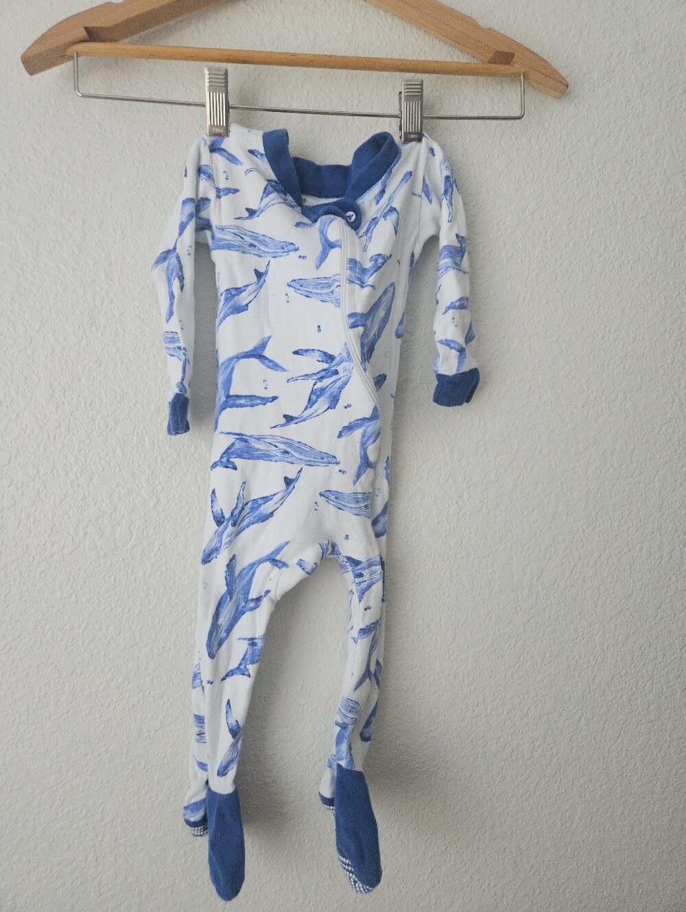 burts bees organic cotton whale zip up sleeper 6 - 9 months